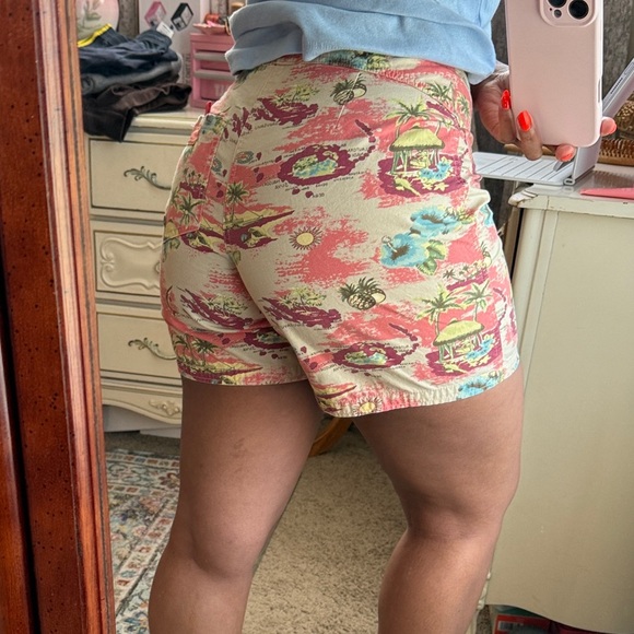 Old Navy Hawaiian Board Shorts Mens Pink Tropical Postcard Print Size 2 - Picture 10 of 10